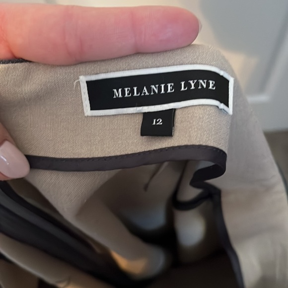 Melanie Lyne Skirt - Picture 3 of 4